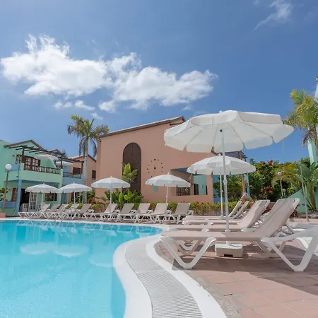 Hotel apartamentowy Club Vista Serena 3*