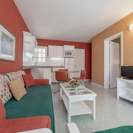 Apartmanhotel Club Vista Serena 3*